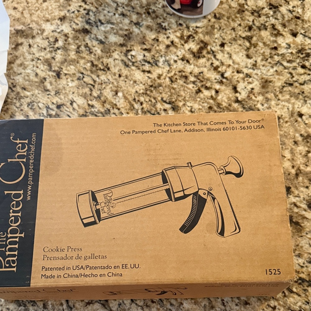 Pampered Chef Cookie Press - Brown and Black